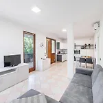 I Ciliegi 1-09 Con Piscina By Wonderful Italy * Desenzano del Garda